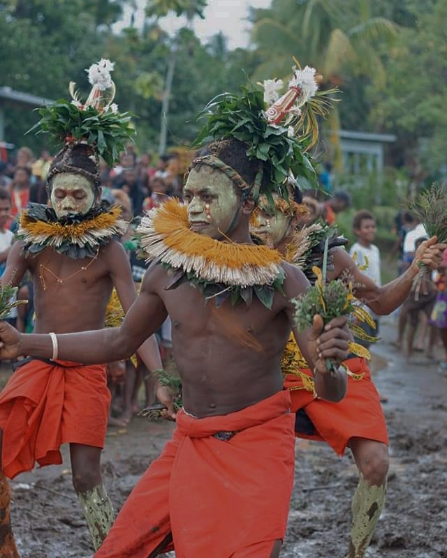 Traditional end male dressing